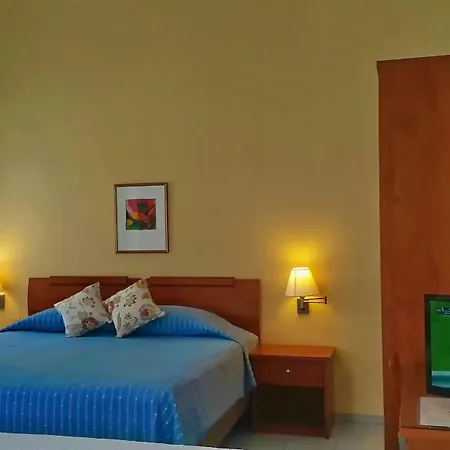 Palatia Village Aparthotel Hersonissos (Crete)
